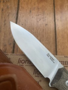 LionSTEEL Italy. Model B35 CVG Green Canvas Micarta Handle with Leather Sheath