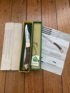 Puma Rare Model 971 Game Warden 1989 Saw and Blade Folding Knife with original box & Paperwork #45982