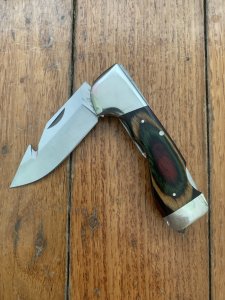 Frost Cutlery Japanese Made Gut Hook Lock Back Folding Knife