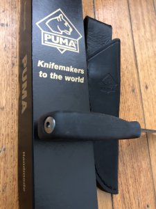 Puma Knife: Puma Jagdnicker Kraton Handle with Leather Sheath and Box