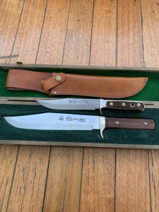 Puma Knife: 1985 Puma Big Big Bowie knife with Wooden Handle in original Wooden Box