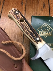 Puma Knife: Puma Original 1993 White Hunter II 116374 in original Box sheath &  Warranty
