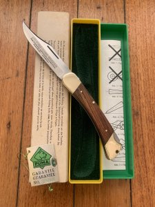 Puma Rare model 970 Game Warden 1983 Folding Lock Knife in box Serial Number 39382