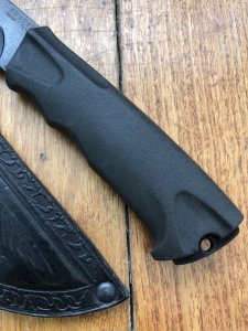 Kizlyar Knife: Kizlyar Original  Orlan-2 Military Knife with Elastron Rubberised Handle and Leather Sheath