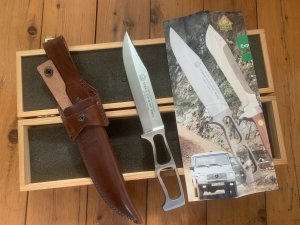 Puma Knife: Puma Rare Numbered #1747 German Expedition Knife in Original Wooden Box