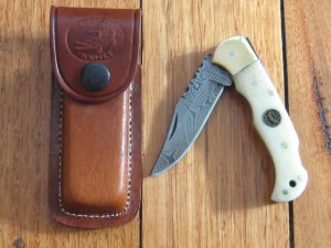 Croco Knife: 3063 Damascus bladed Folding lock Knife with Camel Bone handle