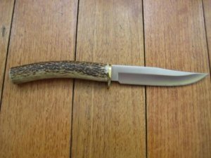 Muela Knife: Muela CI12A Knife with Stag Handle, Sheath and Box