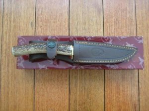 Muela Knife: Muela CI12A Knife with Stag Handle, Sheath and Box