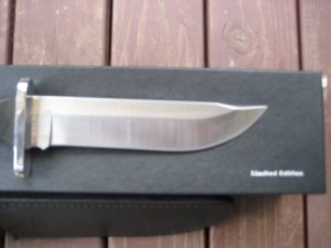 Buck Knife: Buck 124 Frontiersman Collectable Knife