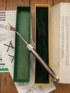 Puma Rare model 971 Game Warden 1970 Folding Lock Knife in box Serial Number 44074