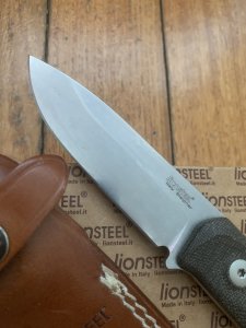 LionSTEEL Italy. Model B41-1 CVG Green Canvas Micarta Handle with Leather Sheath