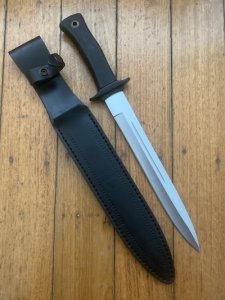Muela Knife: Muela Scorpion Giant 10" Blade Pig Hunting Knife