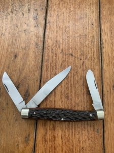 Puma Knife: Puma rare vintage 1974 'STOCK' 3 blade Fold back Knife with Dark Brown Jigged Bone Handle