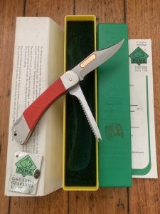 Puma Knife: Puma Rare 1981 model 230868 Angler Knife with original box and warranty #26182