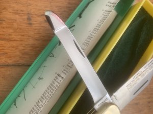 Puma Rare Model 973 Game Warden 1984 Gut Blade and and Plain Blade Folding Knife with original box & Paperwork #18481
