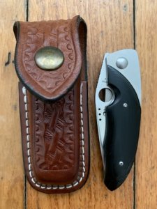Spyderco VIELE 2 Japanese Straight Edge Lock Back Folding Knife with Pouch
