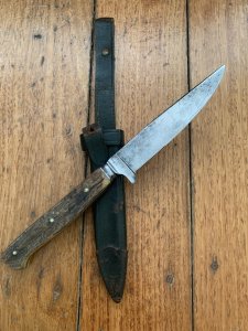 Puma Knife: 1950's 'USED' Jagdnicker Knife with Stag Handle In Original Forest Green Sheath