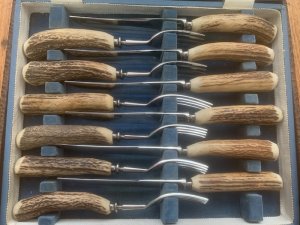 ASHBERRY Sheffield England 1930's-50's 12 Piece Stag Handled Knife & Fork Set.