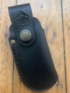 Puma Knife Sheath: Medium Vertical Clip Black Leather Knife Pouch