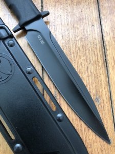 Kizlyar Knife: Kizlyar Original Phoenix 2 Military Knife with Elastron Rubberised Handle and Leather Sheath #4677