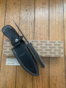 LionSTEEL Italy. Model T5B CVG Green Canvas Micarta Handle with Leather Sheath