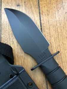 Ka-Bar Knife: Kabar Original and collectable WartHog knife with Kydex Sheath