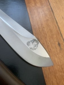 Puma Knife: Puma German Special Edition 'LION' Model White Hunter with Plum/Olive Handle #117