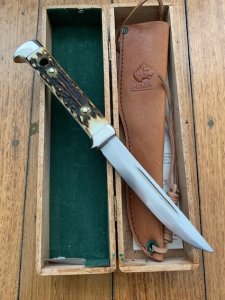 Puma Knife: Puma 11 6383 Original 1968 Buddy in original sheath #56984