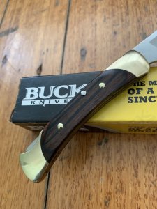Buck Knife: Buck 2008 Model 0055BRS-B Folding Lock Knife