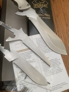 Puma Knife: 2007 Puma Rare 3 Blade White Hunter Set in original sheath and Box