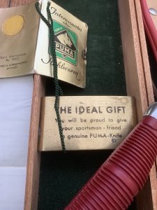 Puma Knife: Puma Original 1987 SEA HUNTER 17 6363 in Original Sheath and Matching Wooden Box