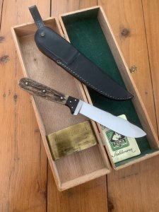 Puma Knife: Puma 1967 ForsterNicker Knife with Stag Handle & Original Wooden Box #84607