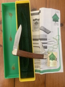 Puma Model 835 Junior 1982 Folding Lock Knife in original box & Warranty #27282