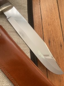 Puma Knife: 1987 Puma Big Big Bowie knife with Wooden Handle in original Tan Leather Sheath & Case