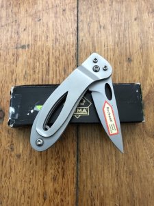 Puma Knife: Puma Steel Frame Linerlock Money Clip Folding Knife