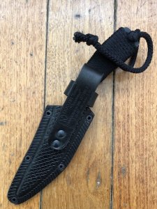 Kizlyar Knife: Kizlyar PIRANHA Hunting Knife with Black Leather Sheath