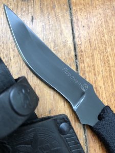 Kizlyar Knife: Kizlyar PIRANHA Hunting Knife with Black Leather Sheath