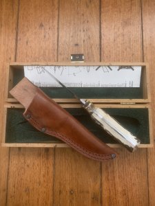 Puma Knife: Puma Original 4 Star Fixed Blade Knife with Stag Antler Handle in Original Wooden Box
