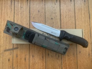 Kizlyar Knife: Kizlyar Original AUS-8 Dominus Part Serrated Blade with Kraton Handle