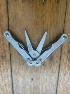 SOG Original SOG CROSSCUT Small Scissor Multi-Tool