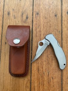 Spyderco SEKI Japan 1990's G-2 WORKER Straight Blade Lock Back Folding Knife with Pouch