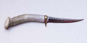 Ken Richardson Custom Handmade 7.5" Scrimshawed Fillet Blade Hunting Knife with Deer Antler Handle & Custom Sheath