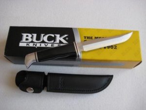 Buck Knife: Buck 105 Pathfinder Bowie Knife
