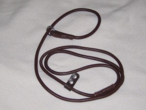 Dog Lead: Brown Leather Slip Lead with Stay 150cm