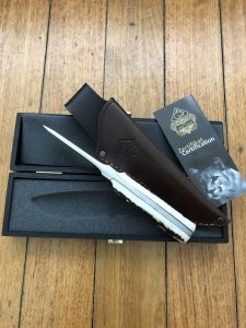 Puma Knife: Puma Skinmaster with Stag Handle & Display Box