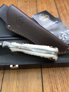 Puma Knife: Puma Skinmaster with Stag Handle & Display Box