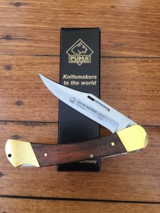 Puma Knife: Puma Game Warden Full Sized Folding Lock Knife with Plumwood Handle