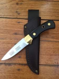 Puma Knife: Puma 4 Star Fixed Blade Nicker Knife with Grenadil wood Handle