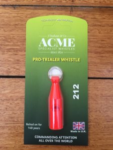 Whistle: Acme Whistle 212 Field Trialler Blaze Orange