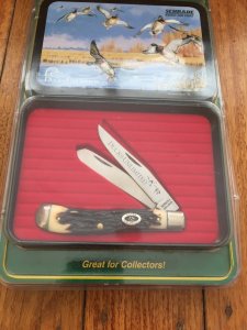 Schrade Ducks Unlimited USA-Made 285 Trapper Knife in Gift Box